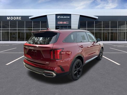 Used 2023 Kia Sorento SX AWD/4WD image 3