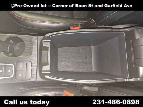 Used 2025 Ford Escape ST-Line Select image 38