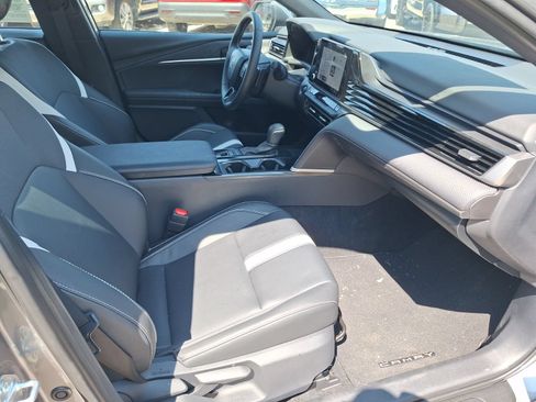 Used 2026 Toyota Camry SE FWD image 32