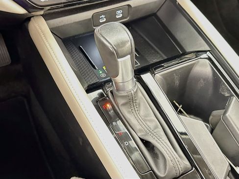 Used 2023 Honda Accord Touring image 19
