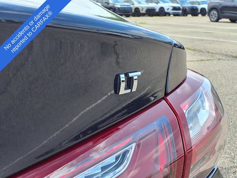 Used 2022 Chevrolet Malibu LT FWD image 11