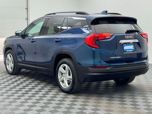Used 2020 GMC Terrain SLE w/ Driver Convenience Package FWD image 9