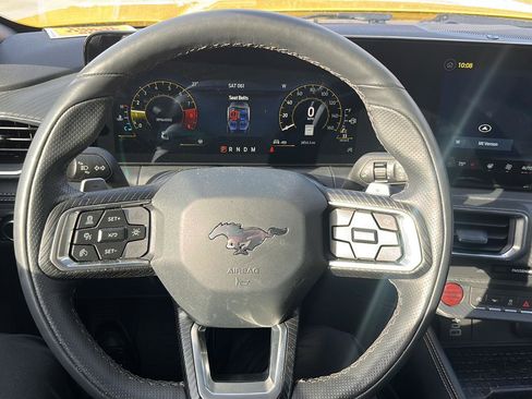 Used 2024 Ford Mustang GT Premium image 18