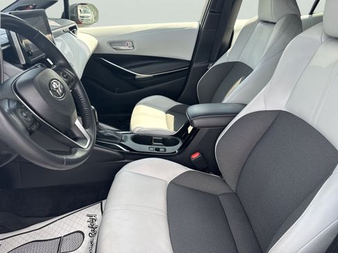 Used 2024 Toyota Corolla XSE FWD image 11