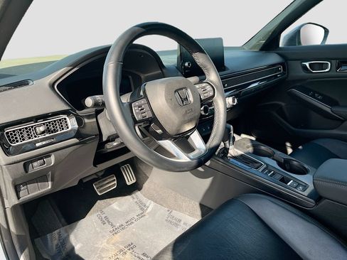 Used 2025 Honda Civic Sport Touring image 9