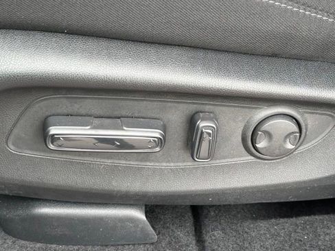 Used 2024 Honda CR-V EX image 5