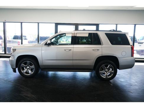 Used 2016 Chevrolet Tahoe LT image 4
