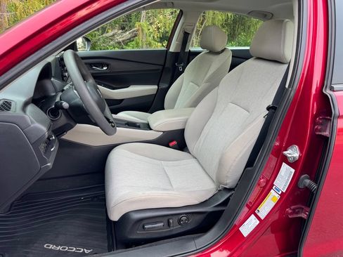 Certified 2023 Honda Accord EX image 11