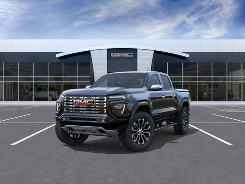 Used 2026 GMC Canyon Denali AWD/4WD image 8