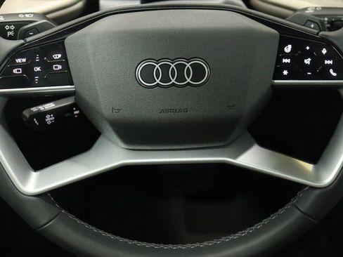 New 2025 Audi Q5 Premium Plus image 17