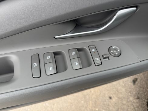 New 2026 Hyundai Elantra Sport FWD image 20