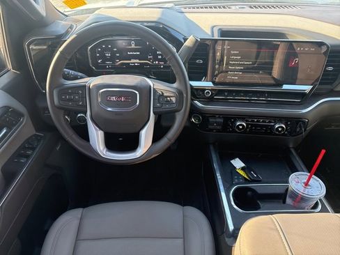 Used 2024 GMC Sierra 2500 SLT w/ SLT Convenience Package image 6