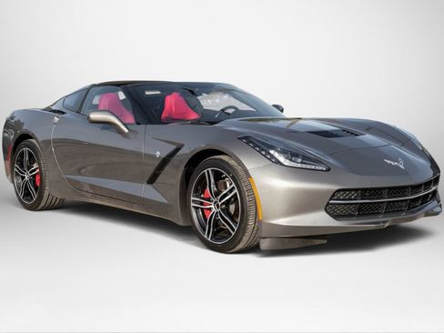 Used 2016 Chevrolet Corvette Stingray Coupe RWD image 4