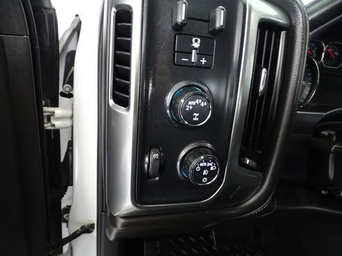 Used 2018 Chevrolet Silverado 1500 LTZ Z71 w/ Redline Edition image 11