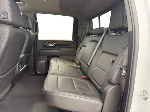 Used 2024 GMC Sierra 2500 Denali w/ Denali Reserve Package AWD/4WD image 10