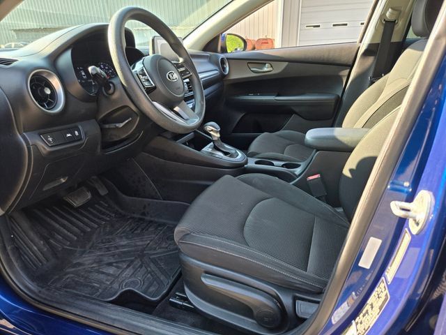Used 2019 Kia Forte LXS FWD image 11