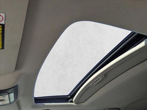 Used 2011 Acura MDX w/ Technology Package image 18