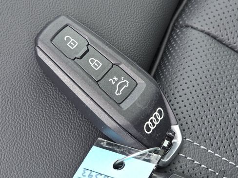 New 2026 Audi Q5 Premium Plus image 43