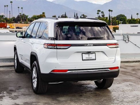 New 2025 Jeep Grand Cherokee Laredo X w/ Luxury Tech Group I image 7