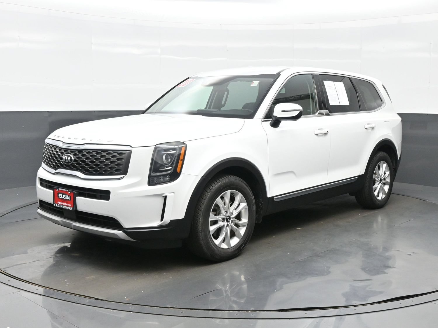 Used 2020 Kia Telluride LX AWD/4WD image 2