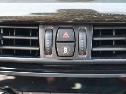 Used 2014 BMW X5 xDrive50i image 28