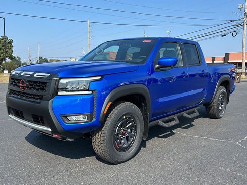 New 2026 Nissan Frontier PRO-4X w/ Pro-4x Convenience Package image 1