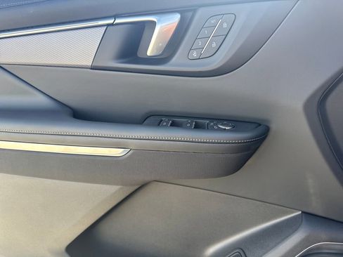 New 2026 Buick Enclave Sport Touring w/ Power Package image 19