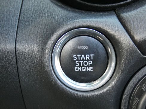 Used 2016 MAZDA MX-5 Miata Club image 42