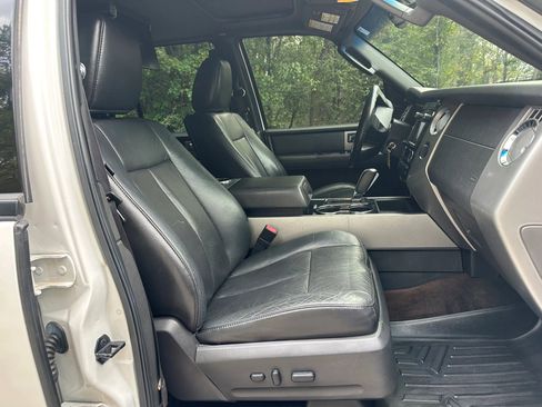 Used 2012 Ford Expedition EL Limited image 9