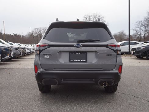 Used 2025 Subaru Forester Limited image 6