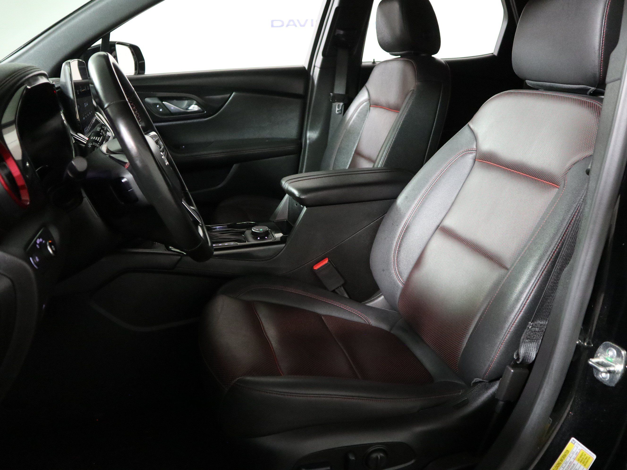 Used 2025 Chevrolet Blazer RS FWD image 22