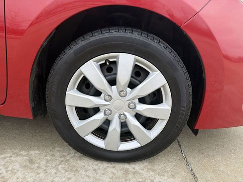 Used 2017 Toyota Corolla LE image 10