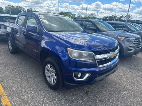 Used 2017 Chevrolet Colorado LT w/ LT Convenience Package AWD/4WD image 6