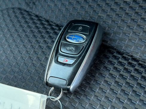 Used 2020 Subaru Forester Premium AWD/4WD image 37