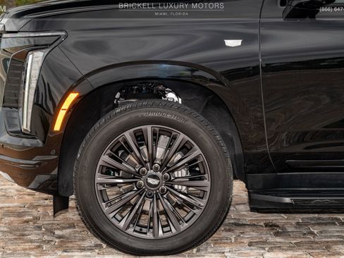 Used 2025 Cadillac Escalade Sport w/ LPO, ONYX Package AWD/4WD image 53