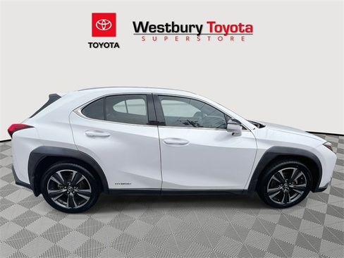 Used 2020 Lexus UX 250h w/ Premium Package image 6