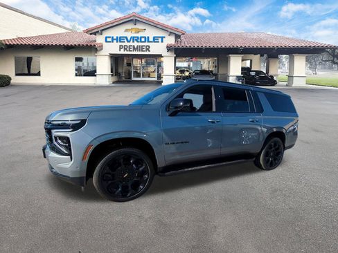 New 2026 Chevrolet Suburban RST image 4