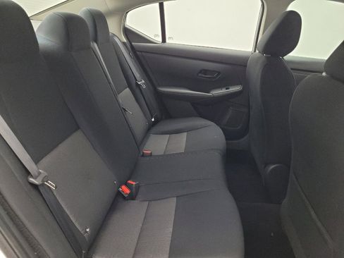 Used 2024 Nissan Sentra SV FWD image 19