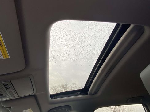 Used 2020 Honda CR-V EX-L image 18