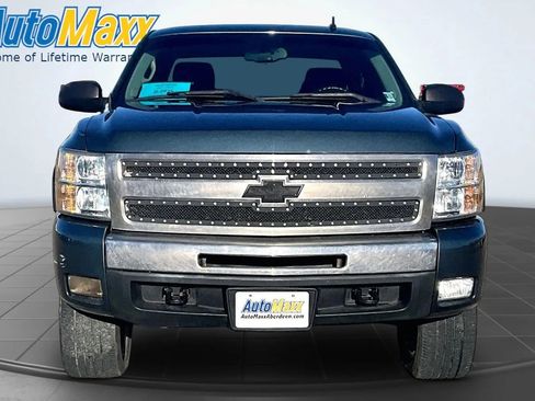 Used 2011 Chevrolet Silverado 1500 LT w/ All-Star Edition AWD/4WD image 2