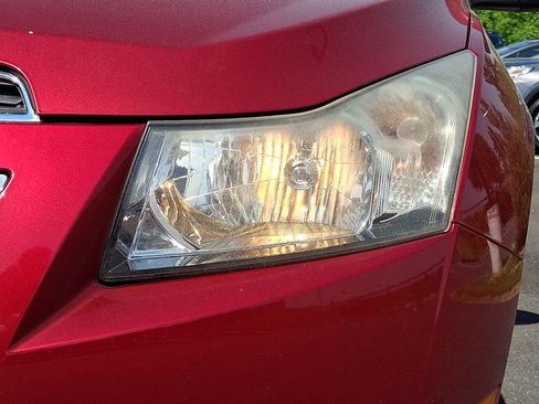 Used 2011 Chevrolet Cruze LT FWD image 10