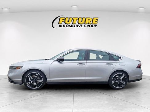 Used 2025 Honda Accord Sport image 6