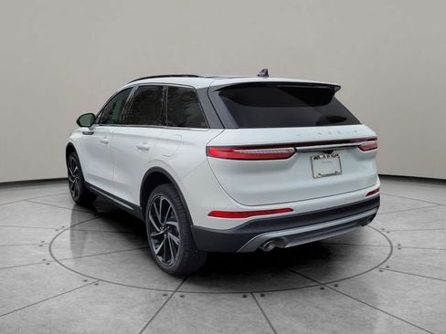 New 2026 Lincoln Corsair Reserve image 8