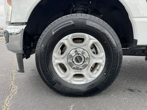 Used 2025 Ford F250 XLT w/ FX4 Off-Road Package AWD/4WD image 43