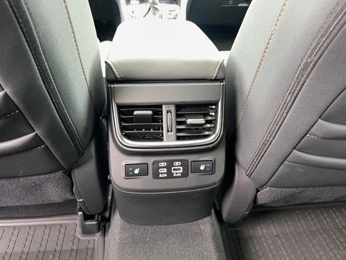 Used 2025 Subaru Outback Wilderness image 27