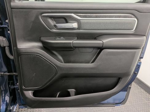 Used 2023 RAM 1500 Big Horn AWD/4WD image 34