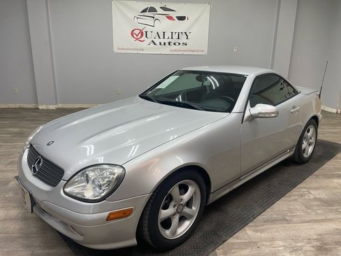 Used 2004 Mercedes-Benz SLK 320 image 2