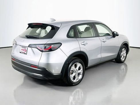 Certified 2023 Honda HR-V LX image 17