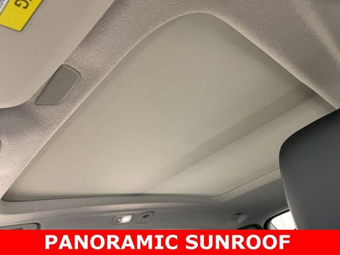 Used 2026 Volvo XC40 B5 Plus w/ Protection Package Premier image 5