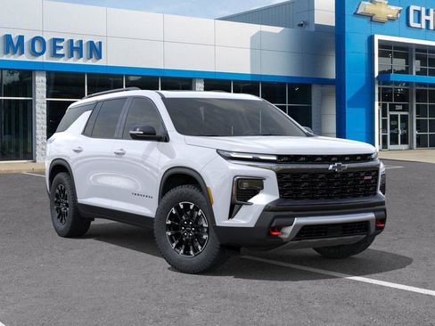 New 2026 Chevrolet Traverse Z71 w/ LPO, Floor Liner Package image 7